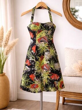Tropical Print Halter dress sleeveless Small 6 Spring Summer Nanette Lepore